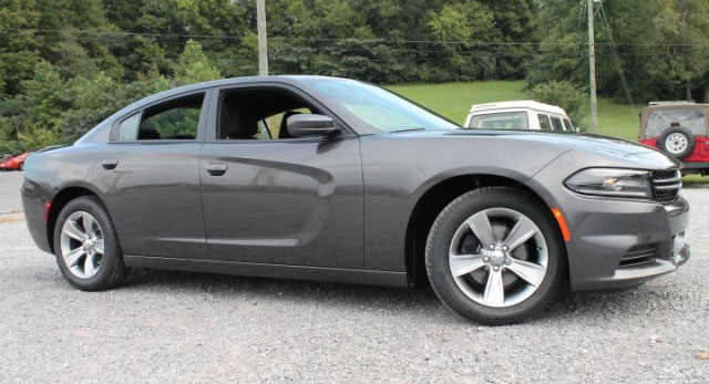 2016 Dodge Charger SE