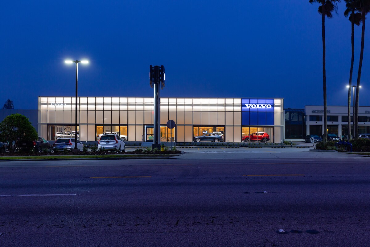 1061-0717-CV142 (1).jpg Crown Volvo Cars, new and used car dealership in Clearwater, FL