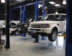 Land Rover Service Bays