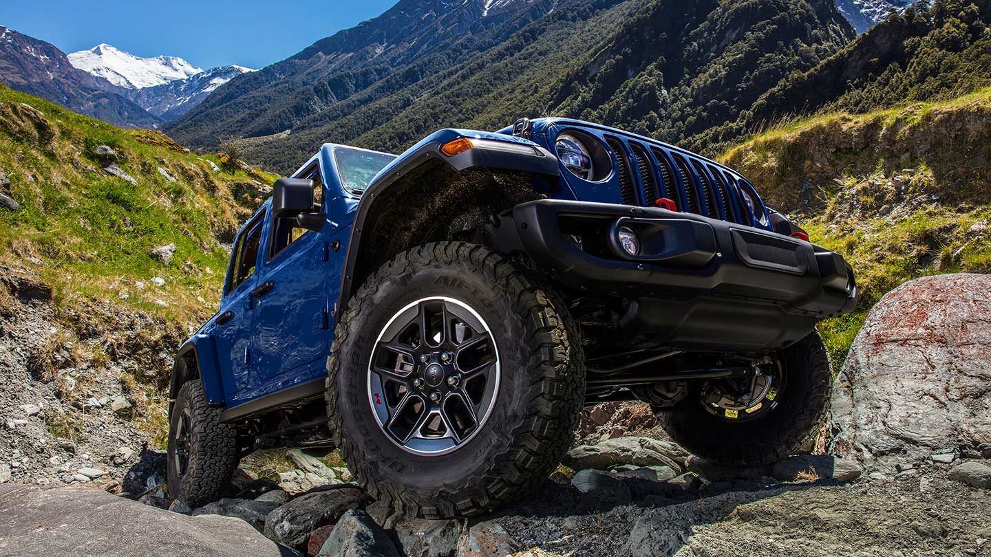 2019 Jeep Wrangler Rubion blue climbing.jpg