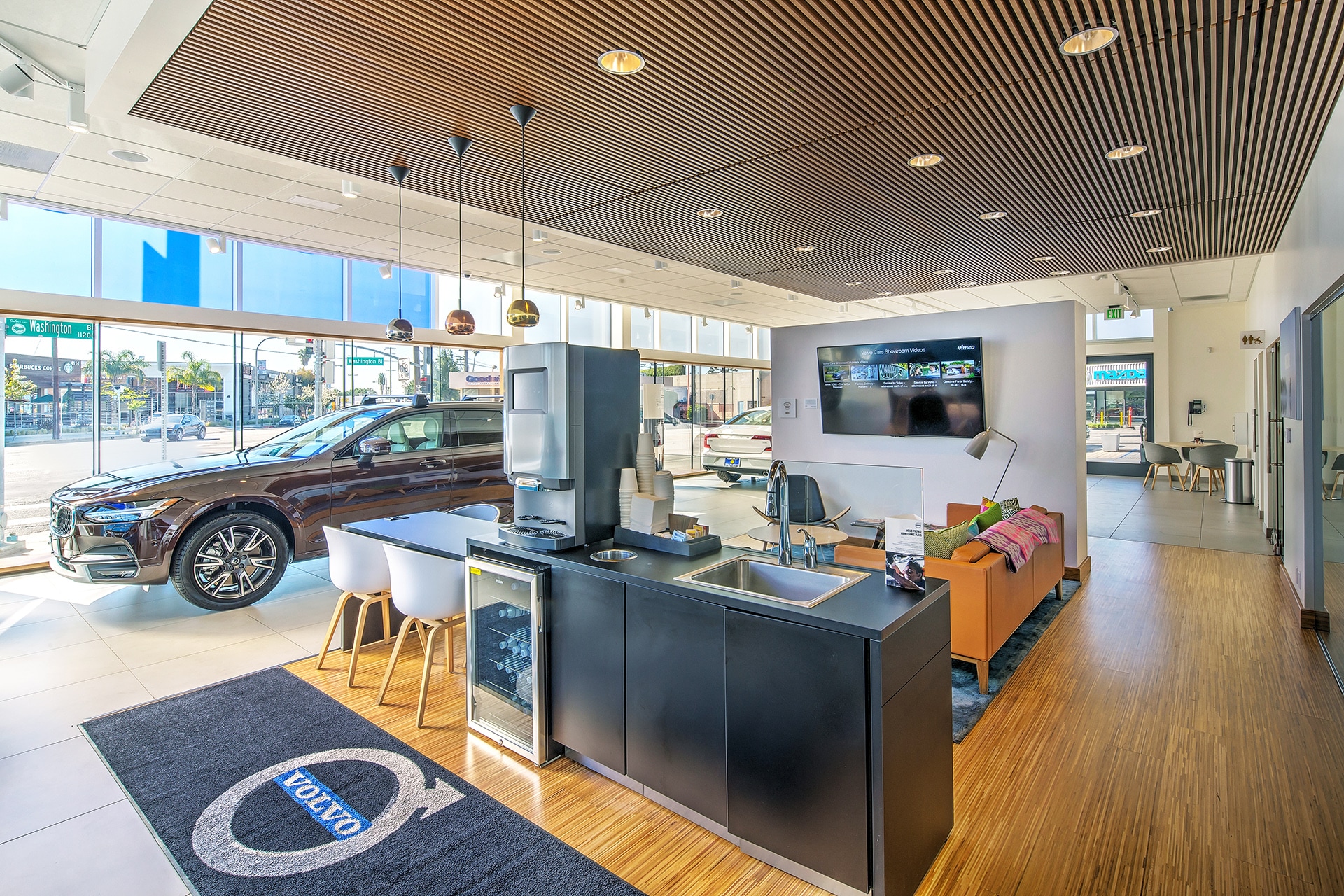 Culver City Volvo Cars Interior.jpg View new cars and use charging stations in our customer lounge at Culver City Volvo Cars