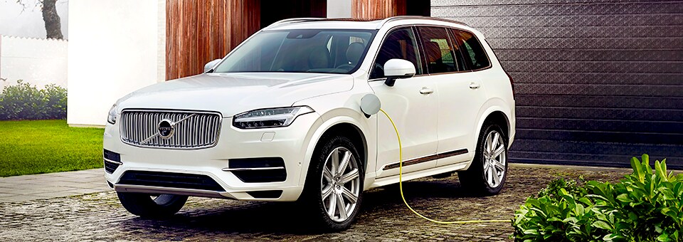 VO_03698_XC90T8.png