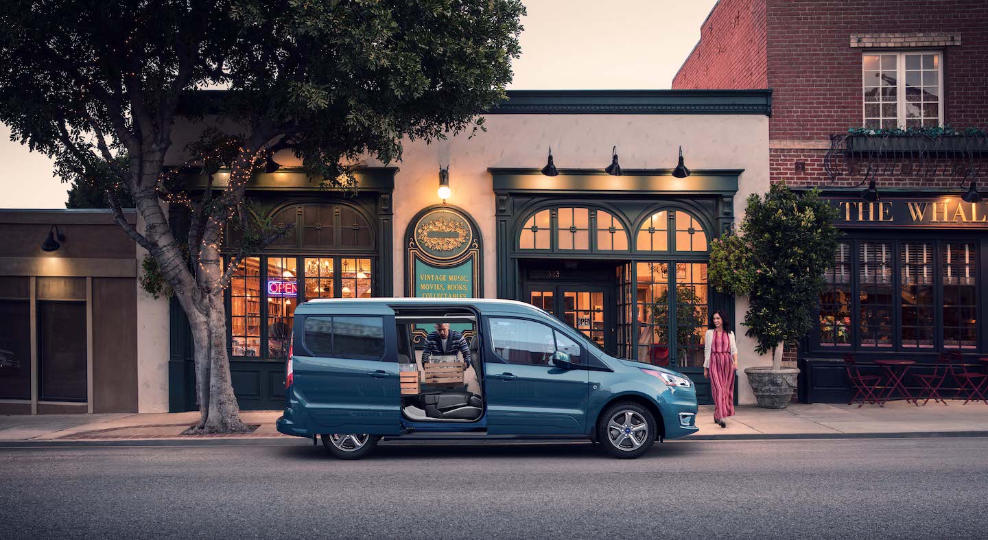 2019 Ford Transit Connect in Front of Store - Damerow Ford.jpg