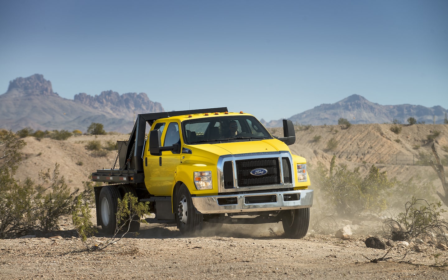 2019 Ford Super Duty Flatbed Desert - Damerow Ford.jpg