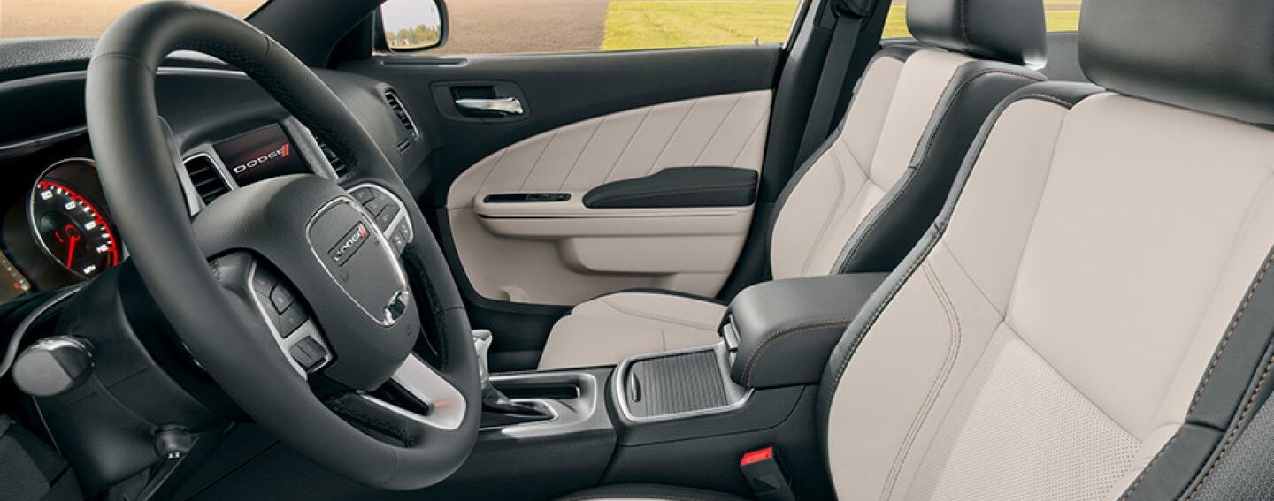 2018 Dodge Charger Cabin.jpg