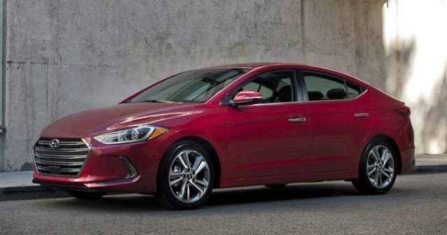 2018-Hyundai-Elantra-Sedan-L02 CROP.jpg