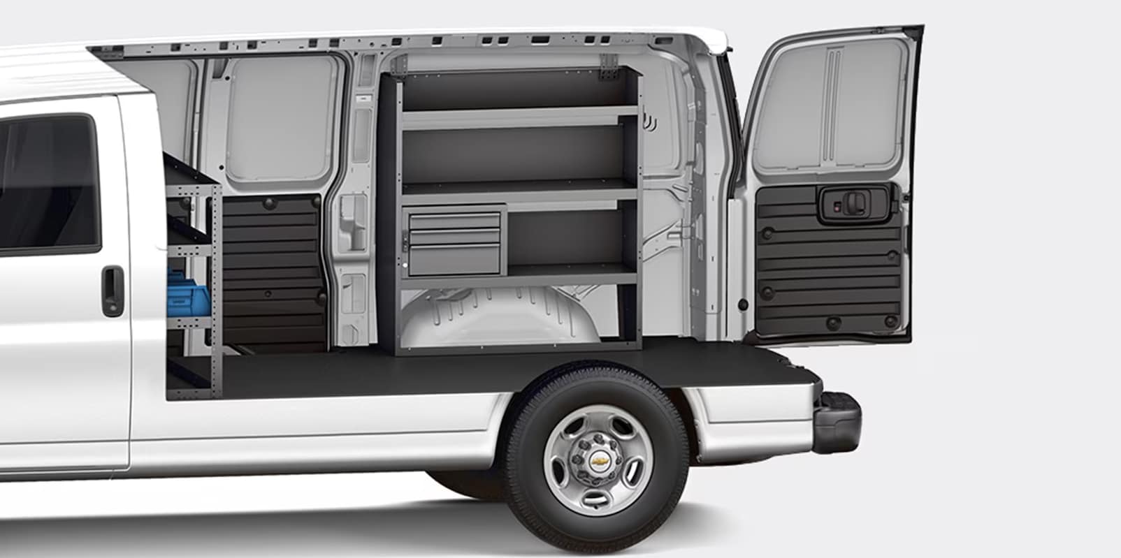 2023-chevy-express-4.PNG A view of the interior compartments in a 2023 Chevy Express Van