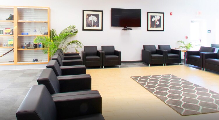 Honda of Westport Service Center Waiting Area.PNG