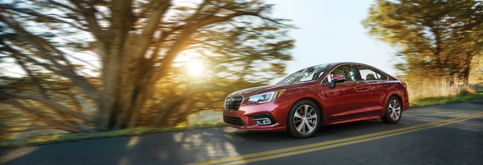 2018-Subaru-Legacy-2.5i-Limited-Sedan-L01.png