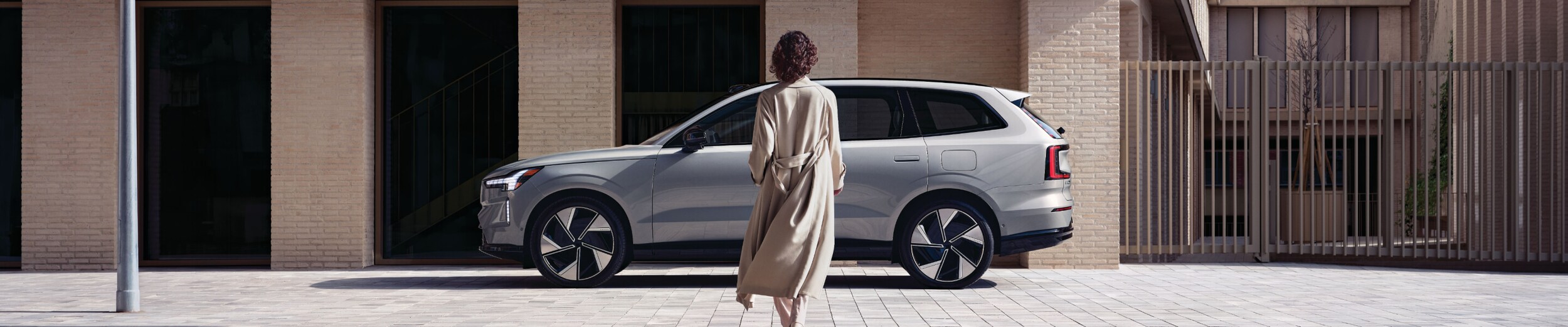 2025 Volvo EX90 Interior, Exterior, Configurations