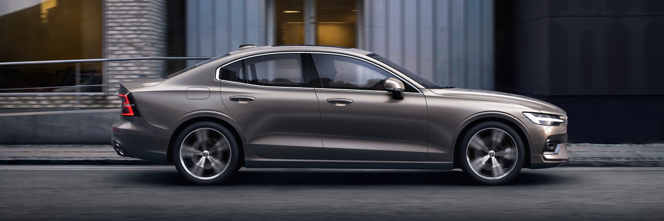2022 Volvo s60_Inscription 1.png