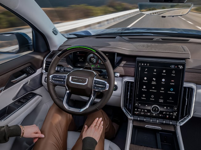 tech 2024 GMC Acadia Dashboard