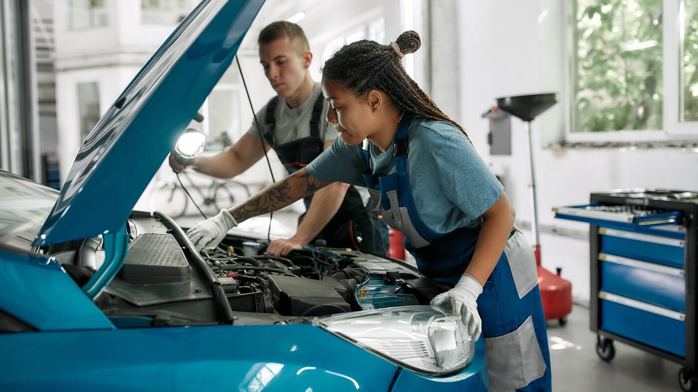 Nissan Service Center