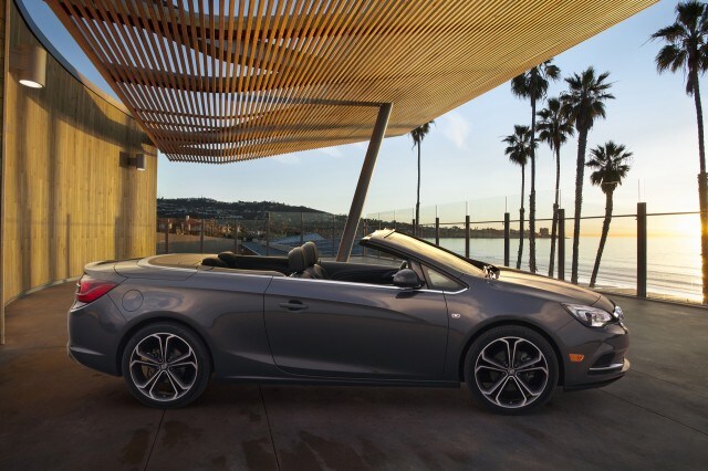 2016-buick-cascada_100496326_m.jpg