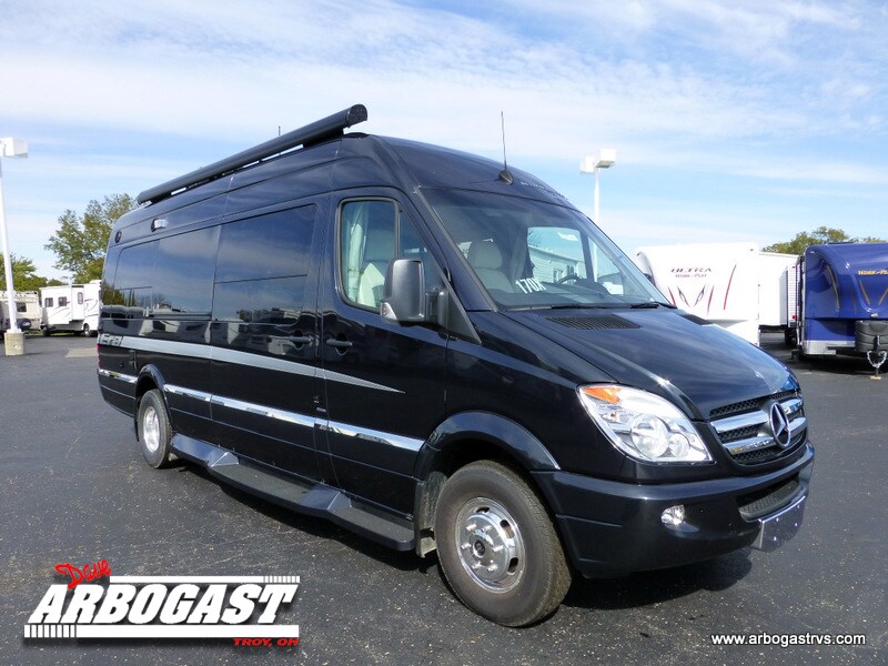 Ride In Style The 2014 Winnebago Era Class B Motorhome News