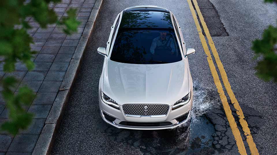 mkz-performance-lincolndrivecontrol.jpg