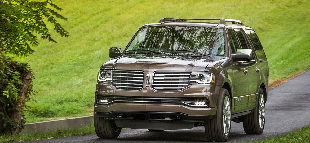 2015LincolnNavigatorHero.jpg
