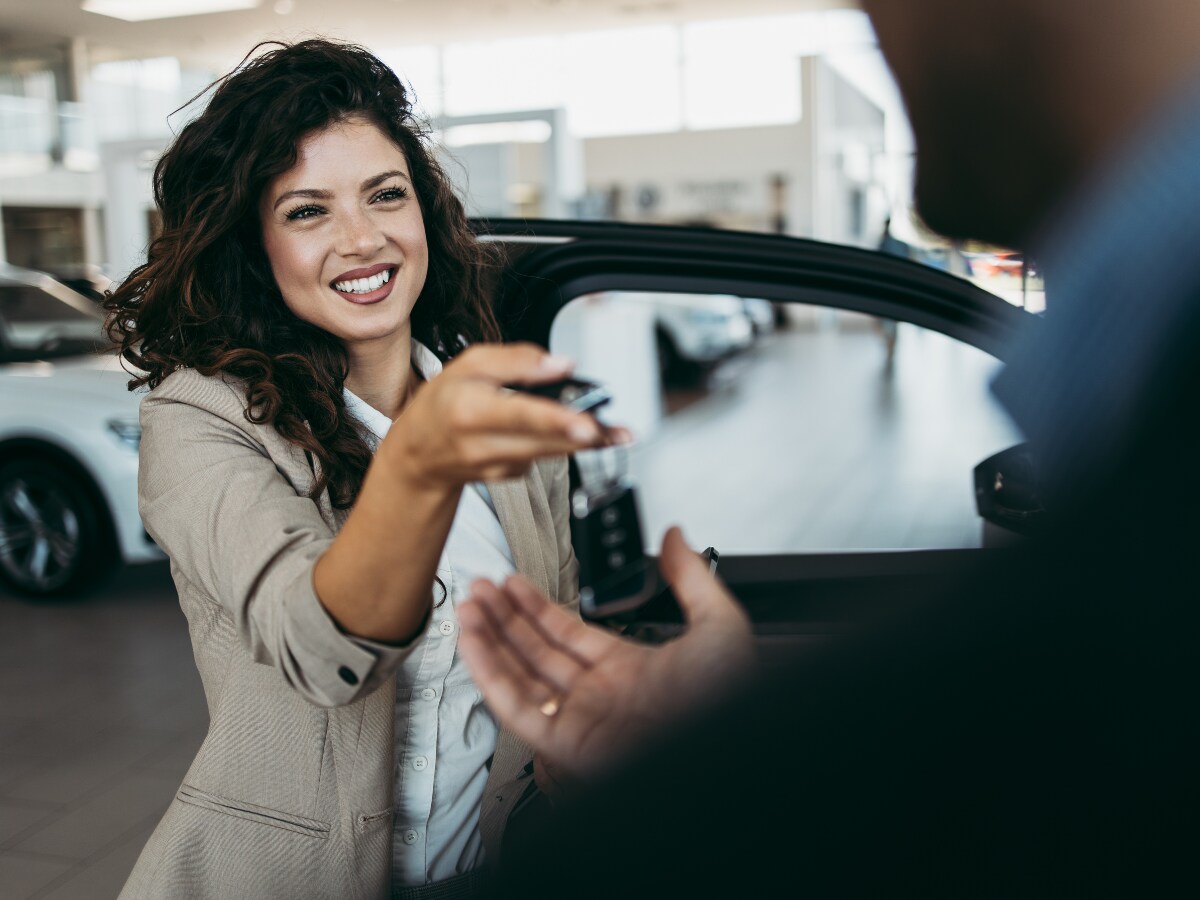 car-sales-person.png CDJR satisfied customer