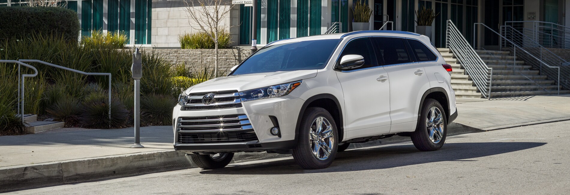 Toyota Highlander in Freehold, NJ Toyota Highlander Exterior Vehicle Features