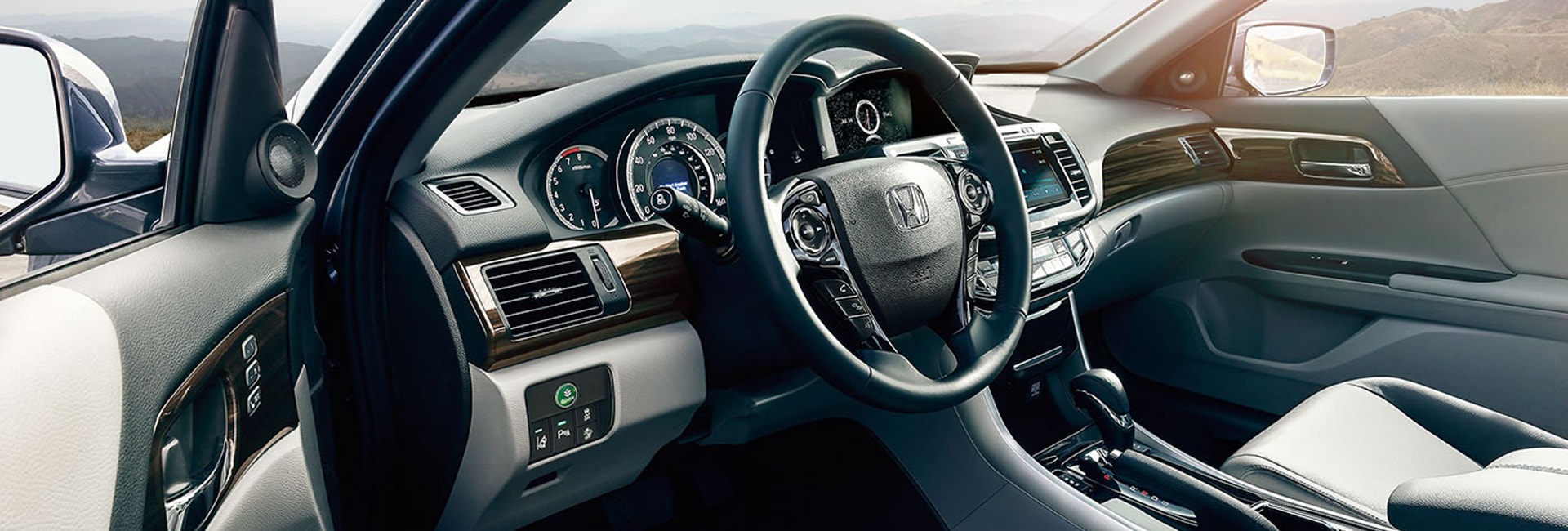 2017 Honda Accord 2017 Honda Accord Interior Features