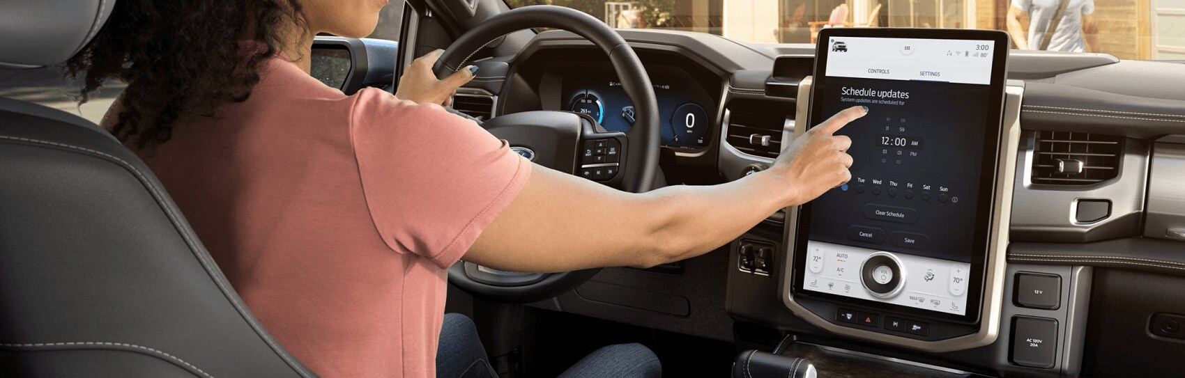 2022 Ford F-150 Lightning Interior