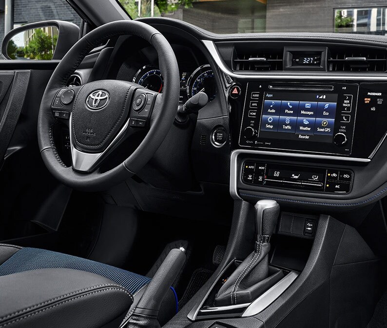 2018 Toyota Corolla black interior 2018 Toyota Corolla black interior