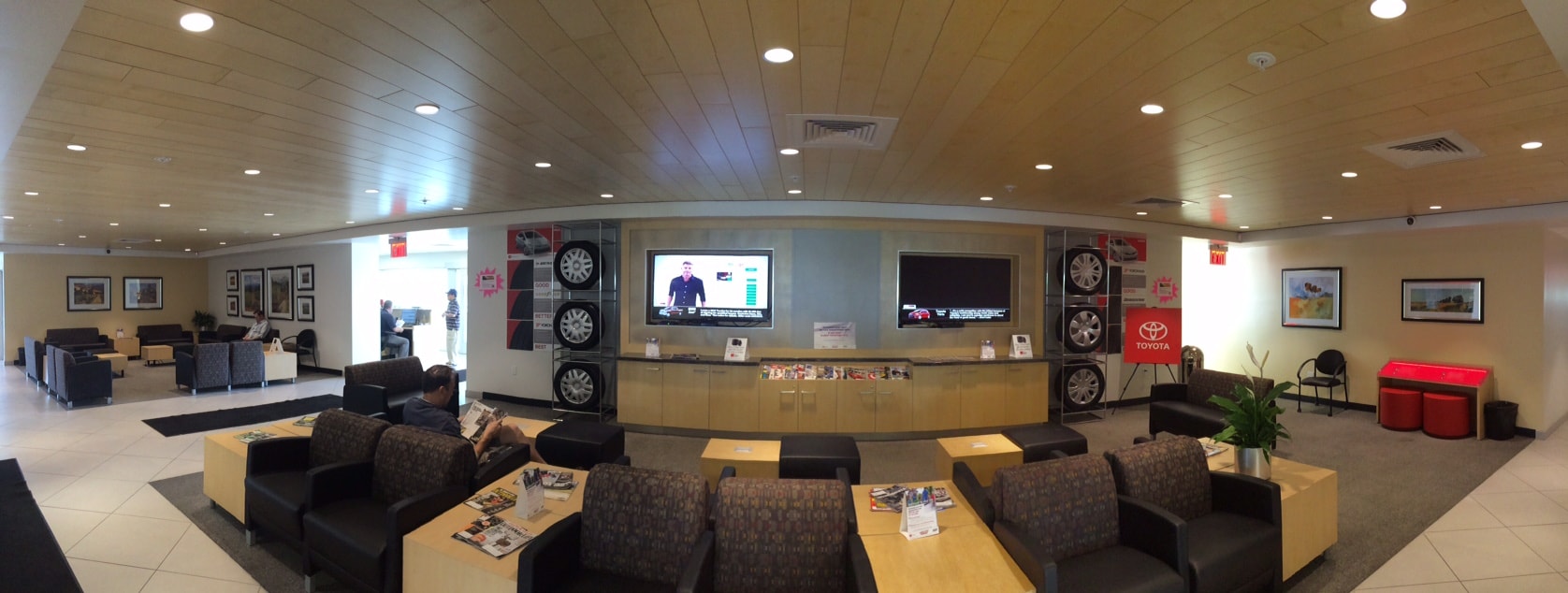 Toyota Service Center in Simi Valley