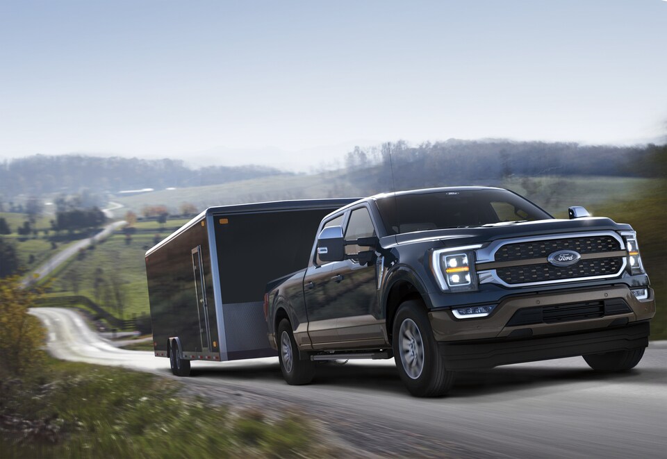 2022-Ford-F150-KingRanch-SuperCrew-Truck-L02.jpeg