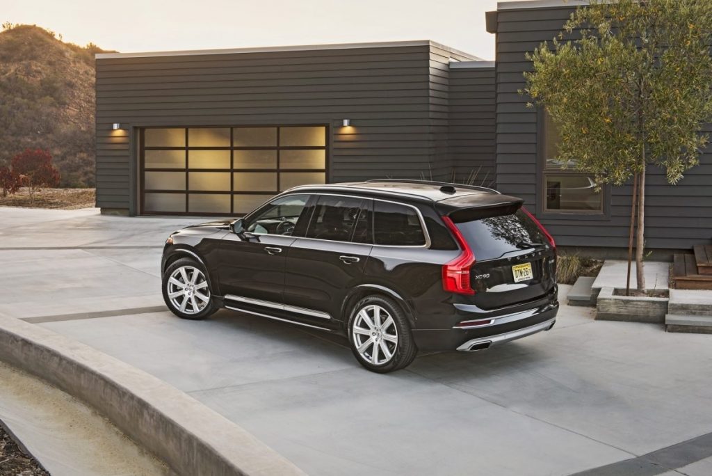 2019-volvo-xc90-review-and-price-1024x684.jpg