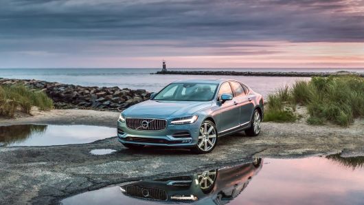 104441922-196474_New_Volvo_S90_location.530x298.jpg