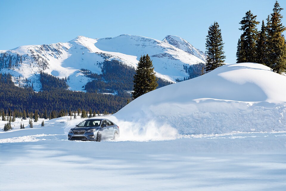 2019-Subaru-Legacy-2.5iPremium-Sedan-L01.png