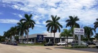 del acura building.jpg
