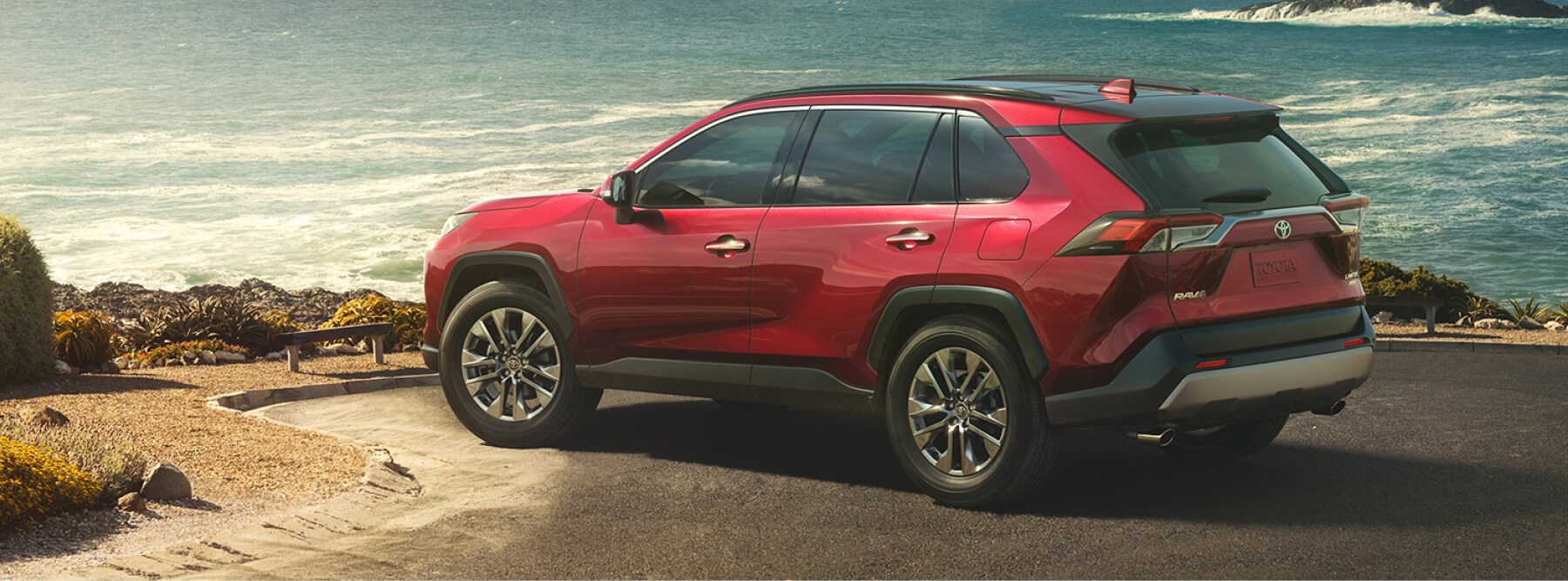 2019-Toyota-RAV4-v2.jpg