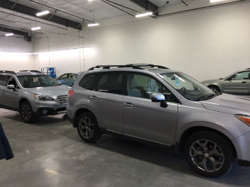cars in shop 352x265.jpg