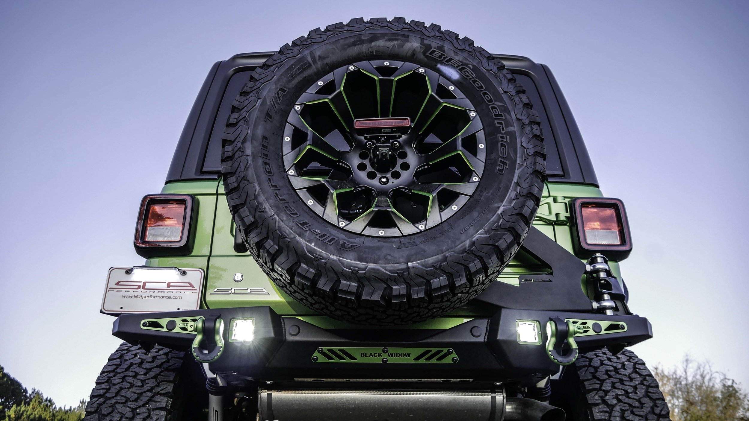 Jeep+JL+Black+Widow+Green+Rear+Straight.jpg