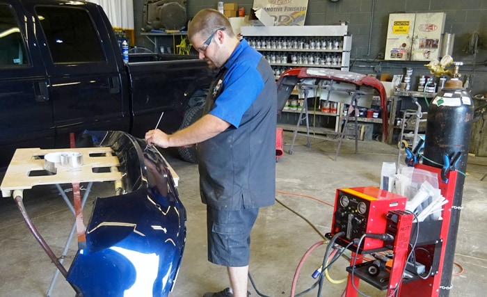 Auto Body Technician