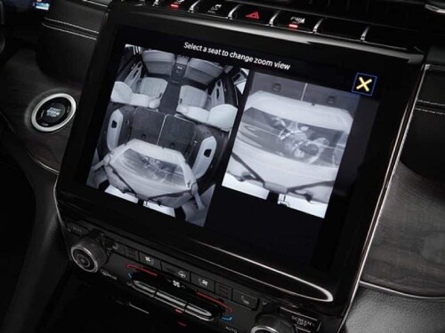 2025 Jeep Grand Cherokee L rear seat monitor
