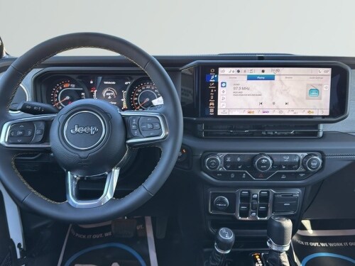 2025 Jeep Wrangler dash