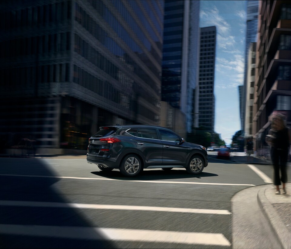 2021-Hyundai-Tucson-Sport-SUV-L03.jpeg