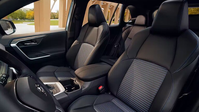 RAV4 Interior Features