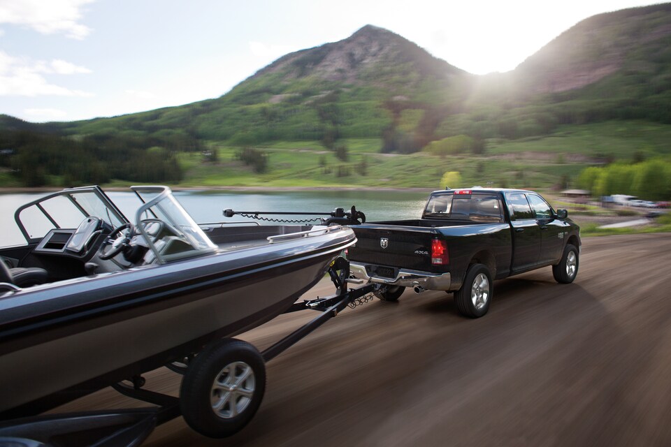 2019-Ram-1500-Laramie-CrewCab-LongBox-Truck-L03.jpeg