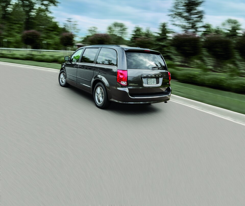 2017-Dodge-Grand-Caravan-SXT-PLUS-Van-L05.png