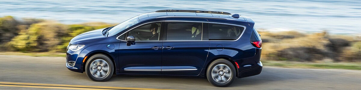 2018 Chrysler Pacifica.png