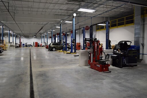DME_Service Bays.png