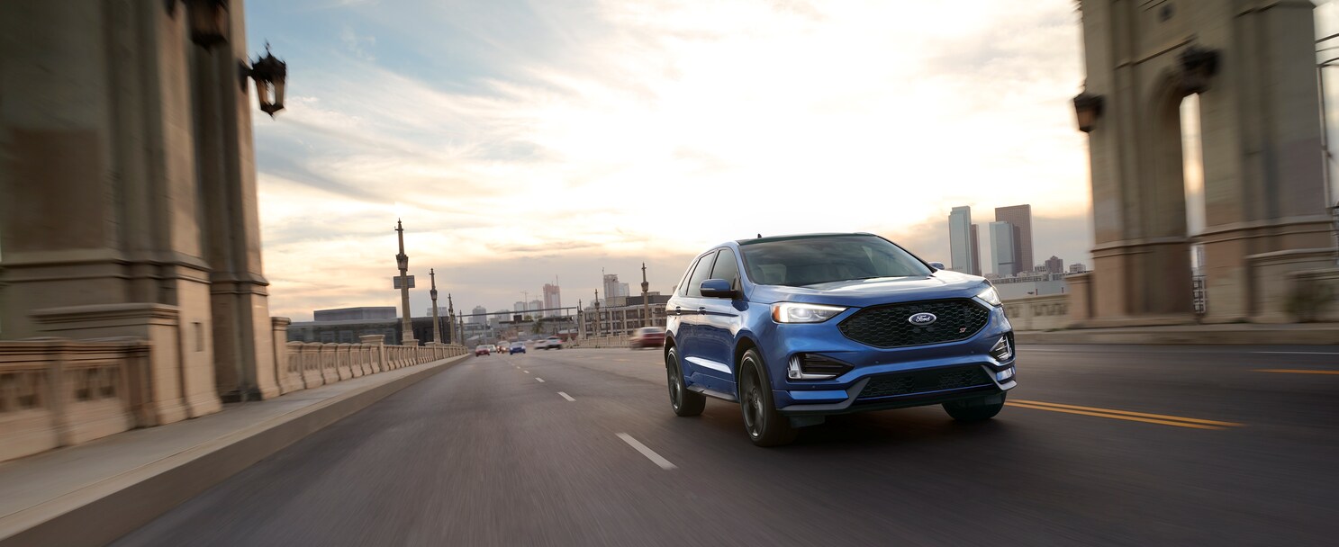 2020-Ford-Edge-ST-SUV-L03 (2).png