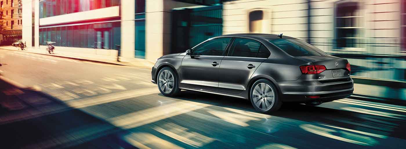 2016-Jetta-Sedan_03.jpg