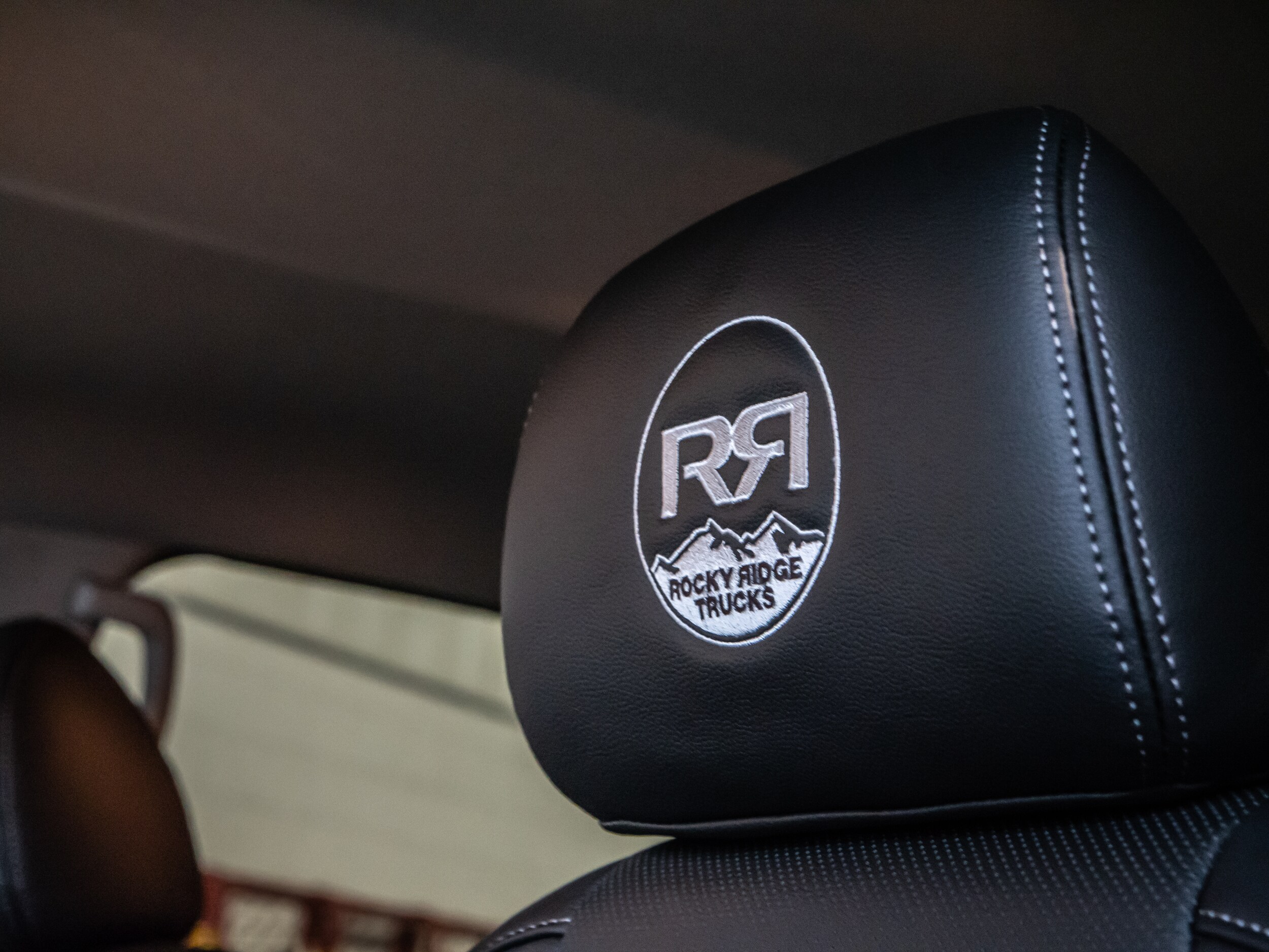 2019-Nissan-Tiatan-XD-Rocky-Ridge-Trucks-Stealth-Black-19.jpg