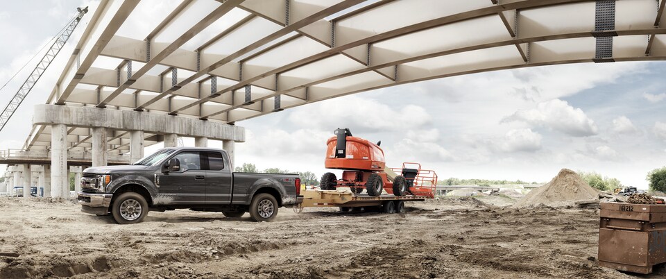 2020-Ford-F350-XLT-SuperCab-WheelAddOn-Truck-L02.jpeg