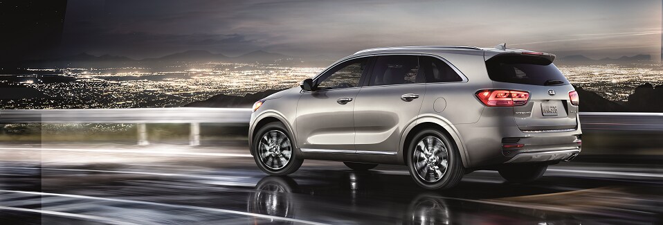 2018-Kia-Sorento-Rear.png