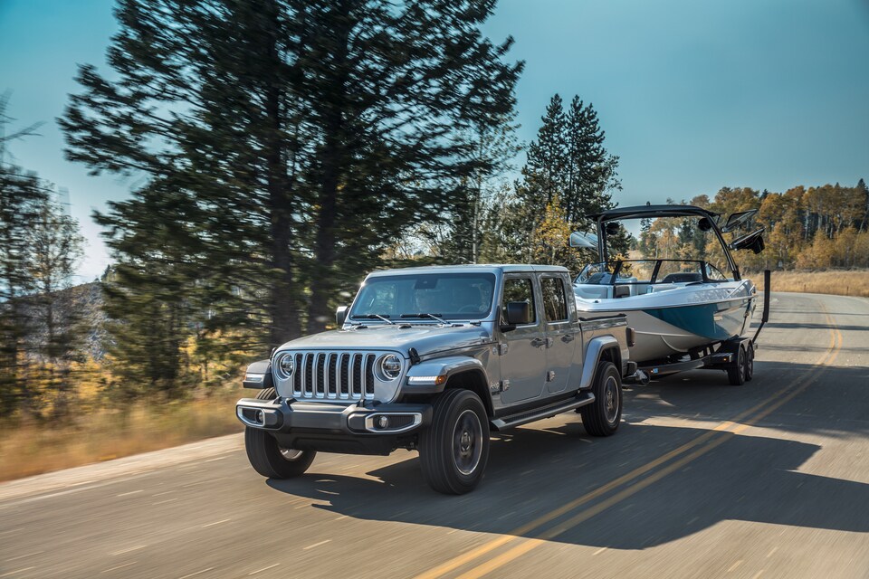 2022-Jeep-Gladiator-Overland-Truck-L03 (1).jpeg